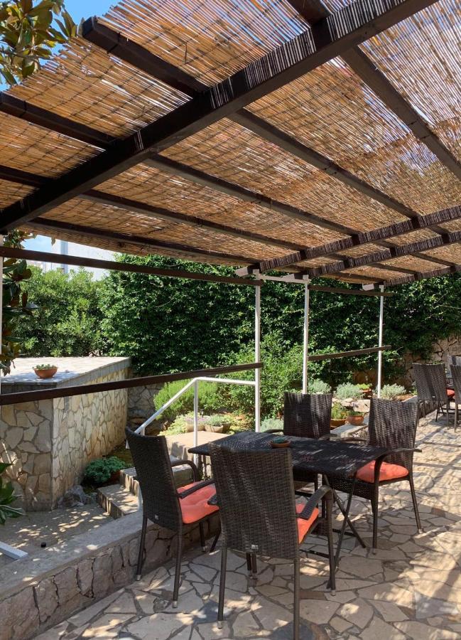 Villa Gromaca 오미살즈 외부 사진